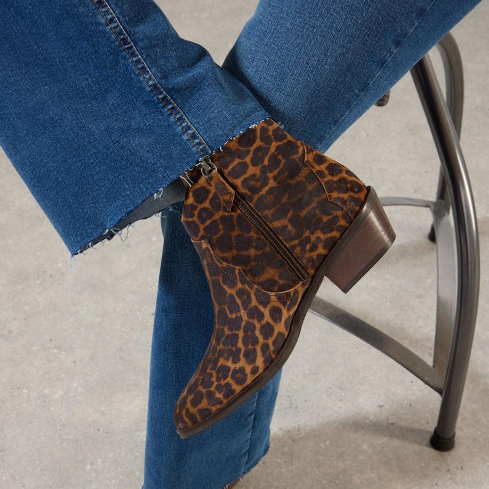 Anonymous Copenhagen Fiona Leopard Print Ankle boots - Image 3