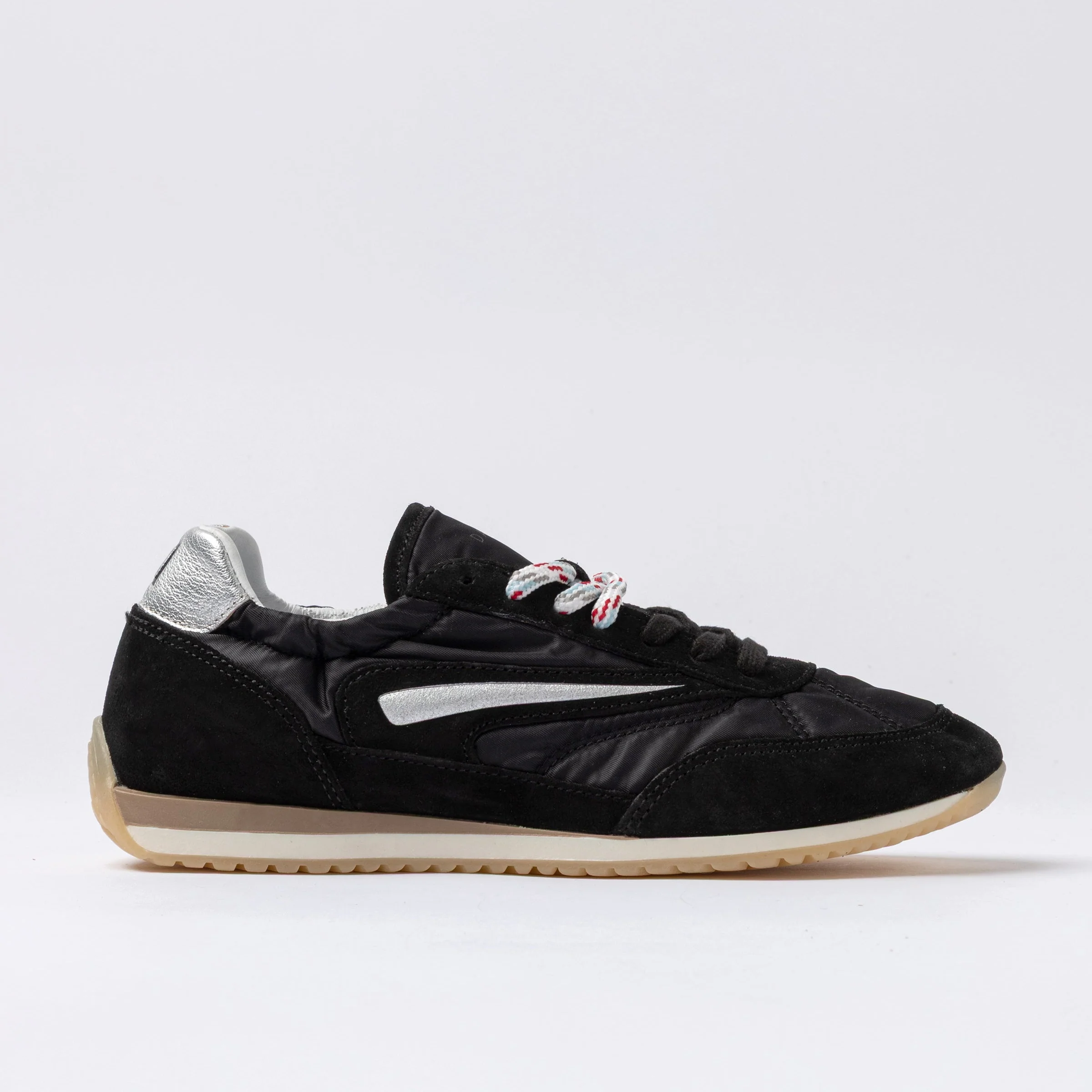 Athleta Black Slim sneaker