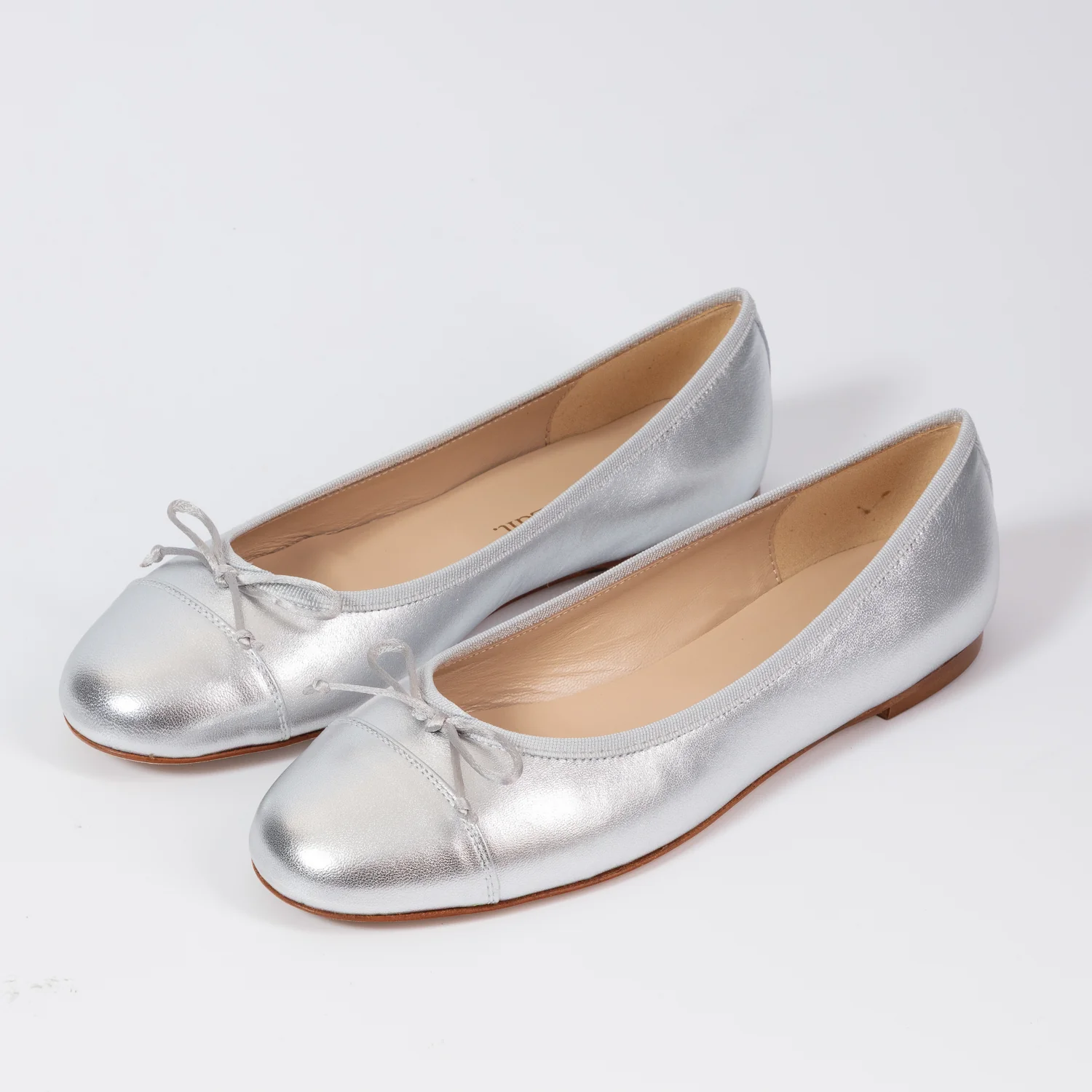Silver Bow Ballet pump - Image 3