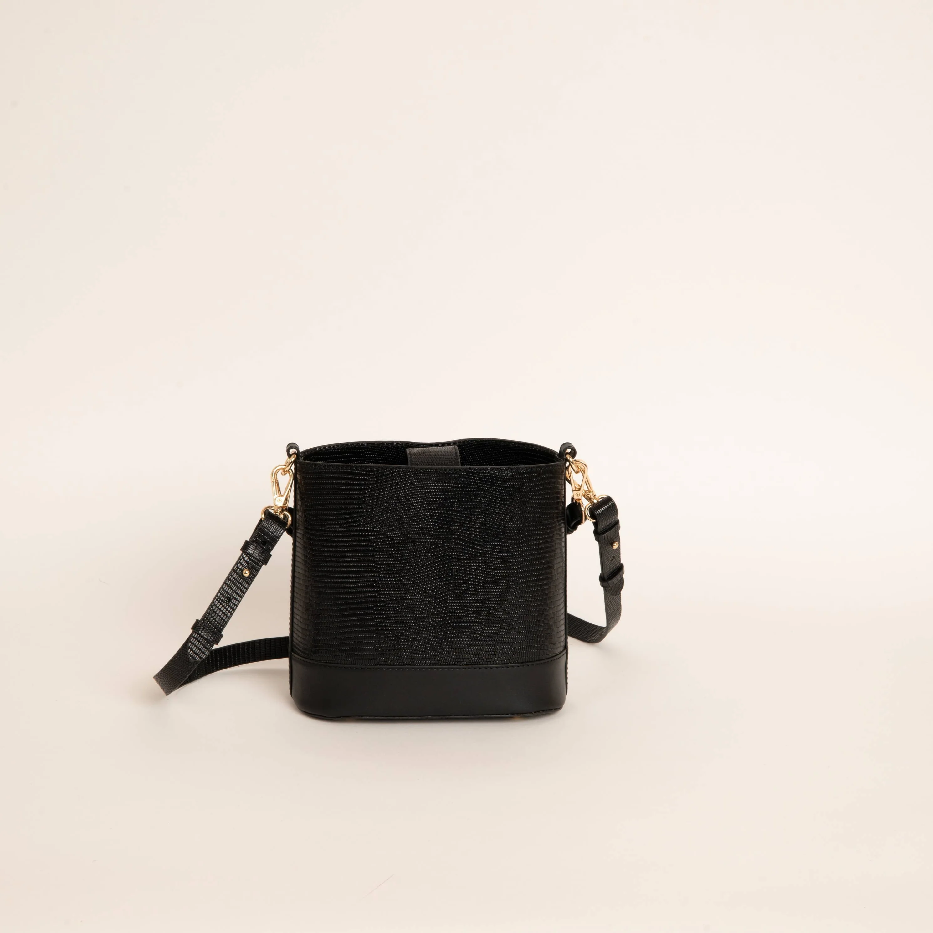 Marlon bucket bag in black lizard-embossed print