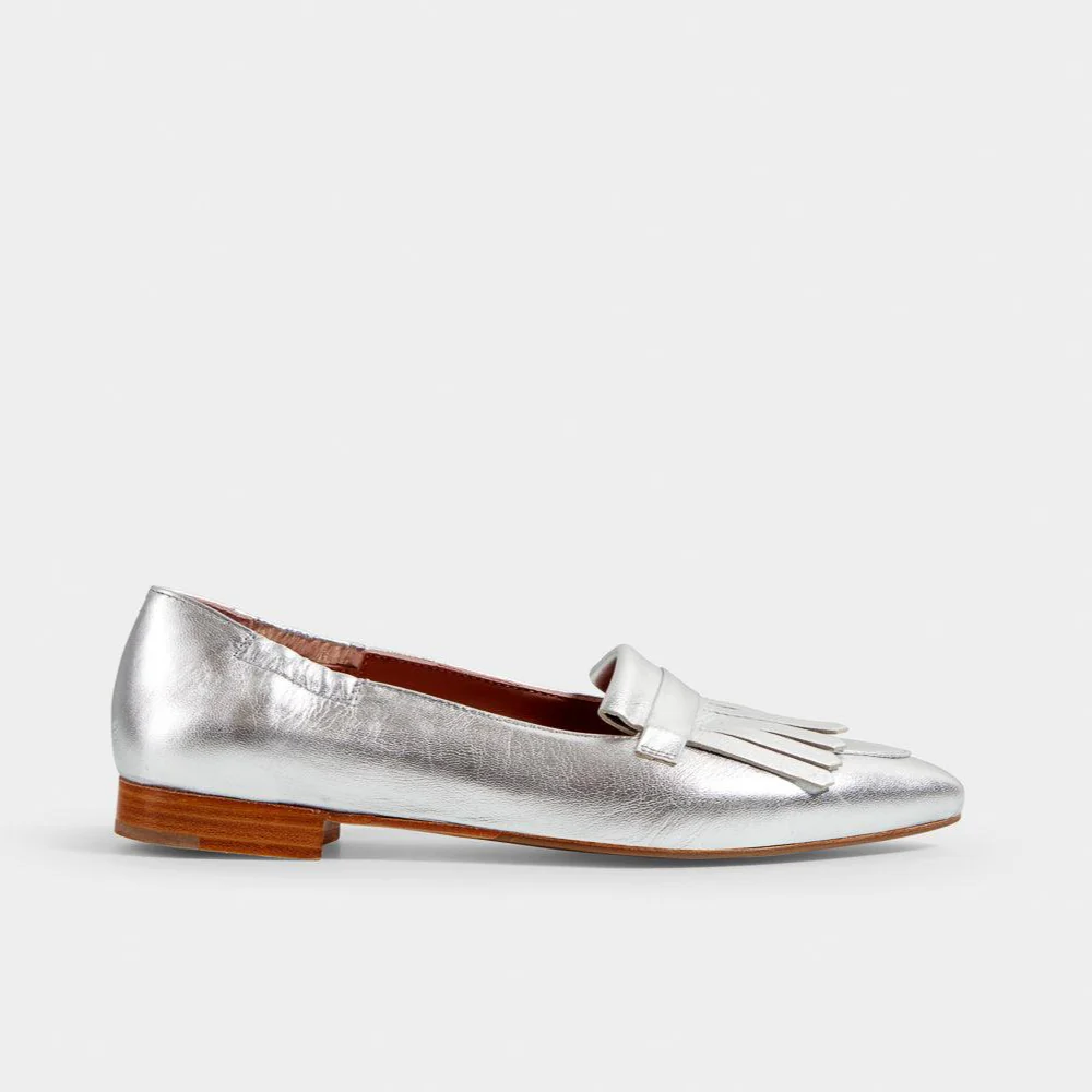 Hannah Silver Pointy Flats