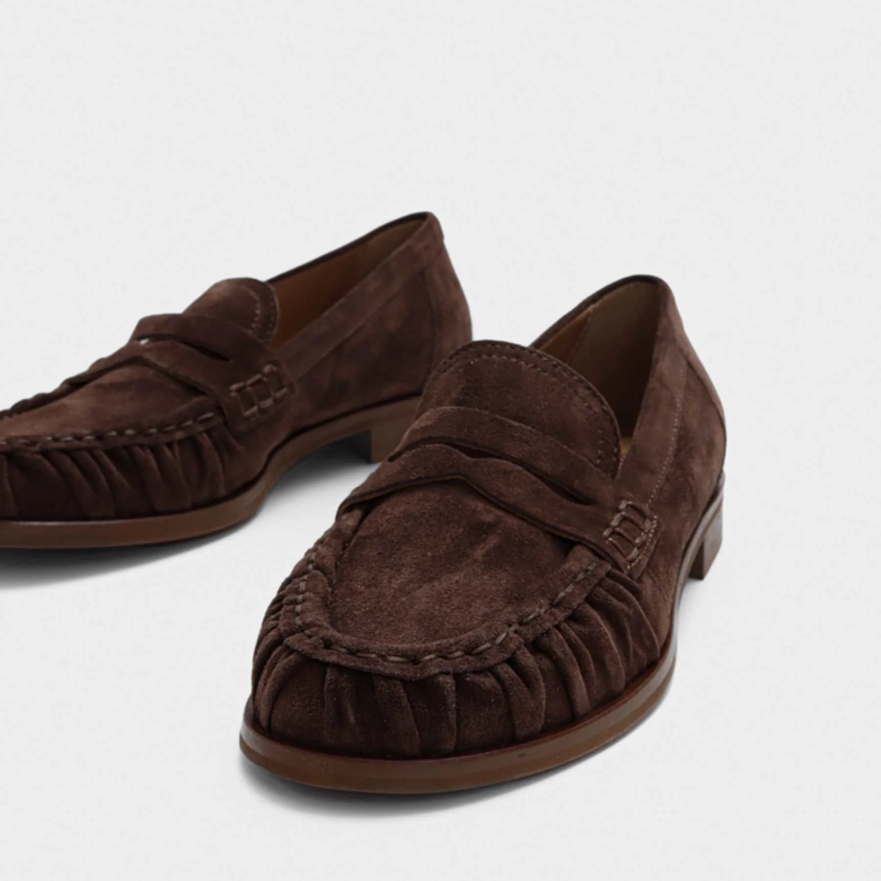 Maya Spring Brown suede ruched loafer - Image 2