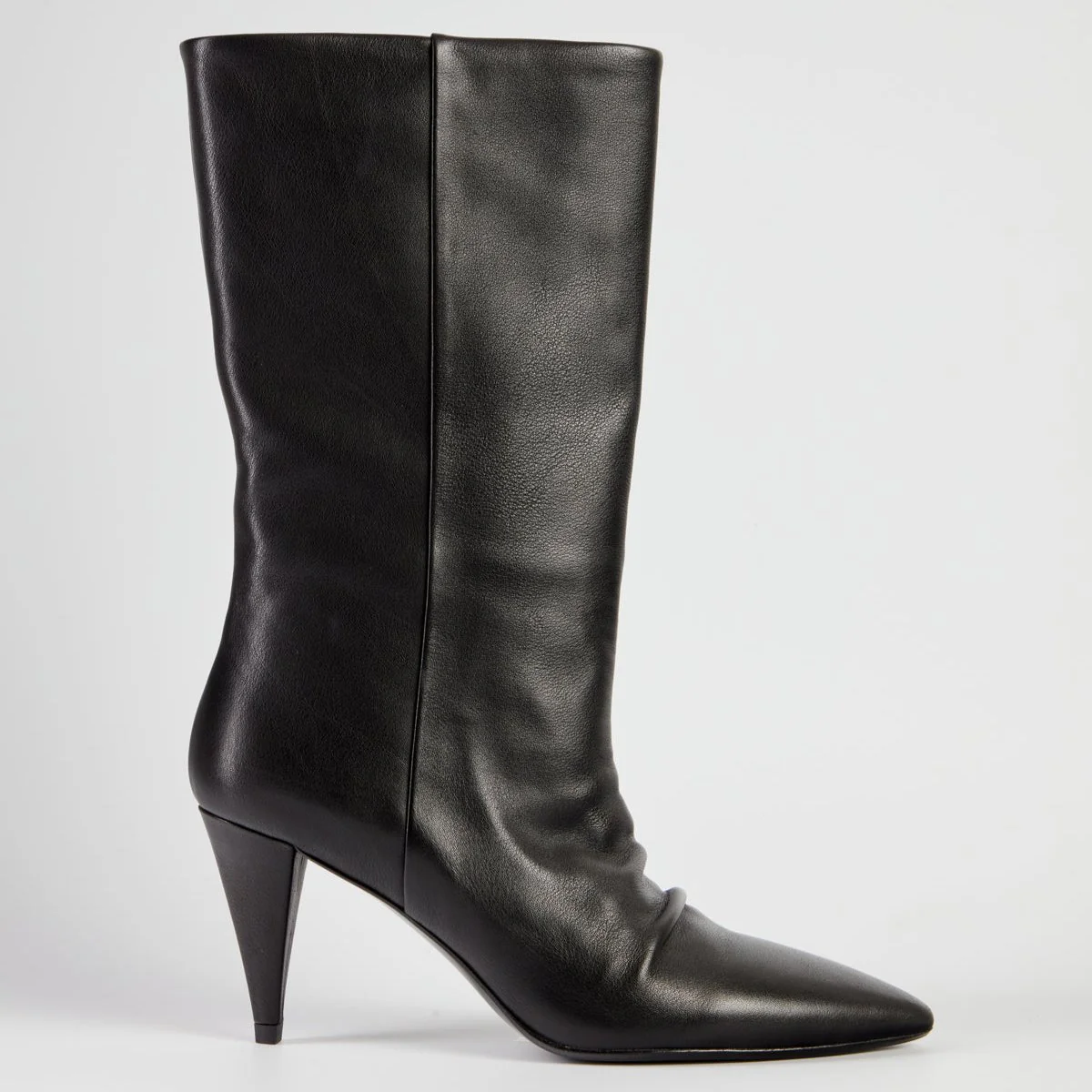 Mi Mai Arad boot